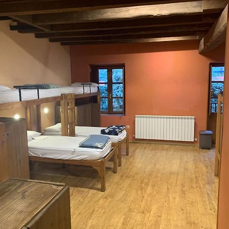 Albergue-Refugio Sargantana Canfranc Eksteriør billede