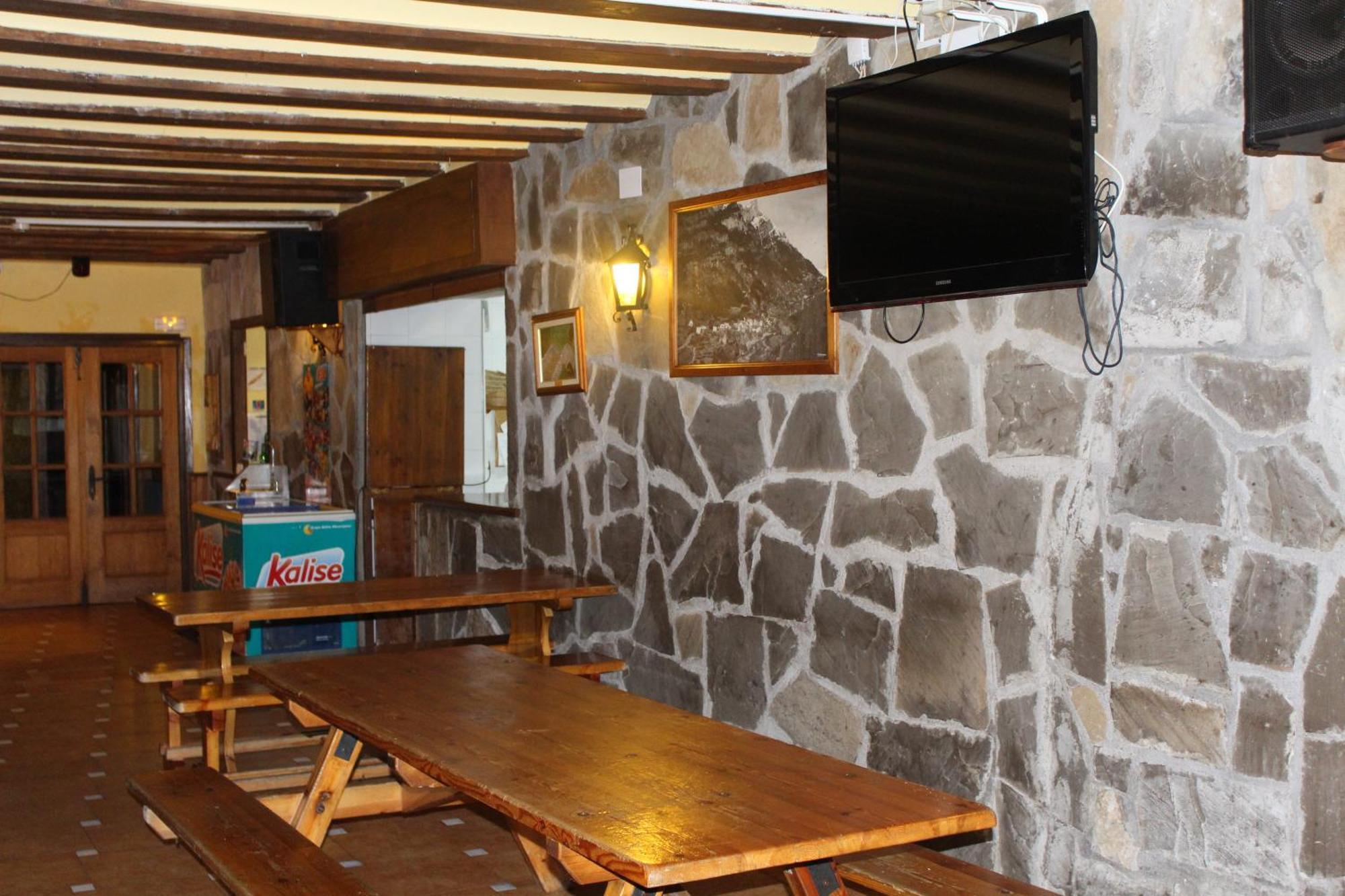 Albergue-Refugio Sargantana Canfranc Eksteriør billede